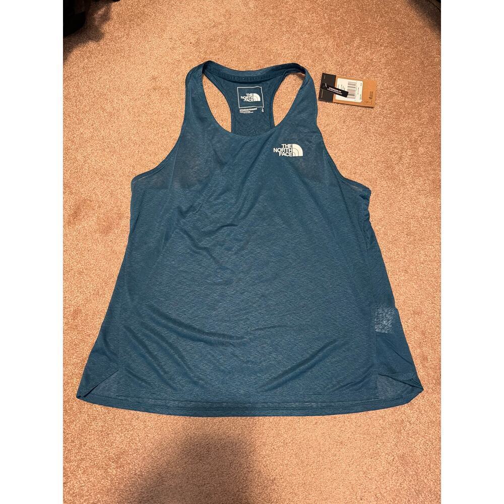 The North Face women’s sunrise tank in blue coral size L